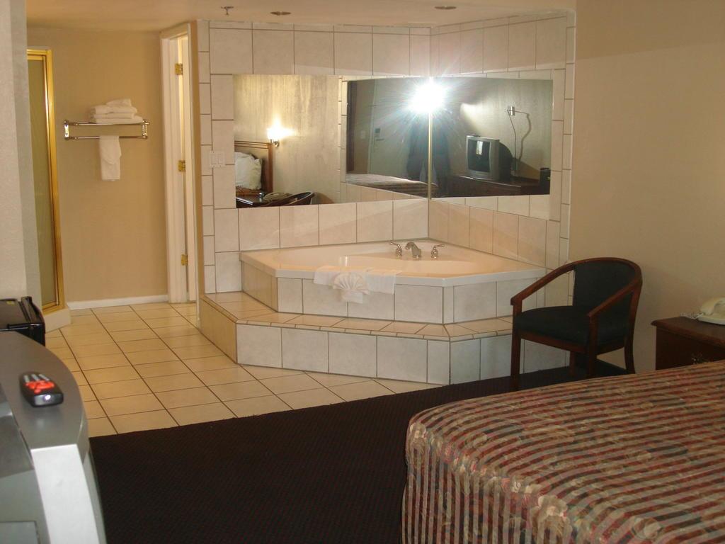 Studio 6 Bakersfield, Ca South מראה חיצוני תמונה