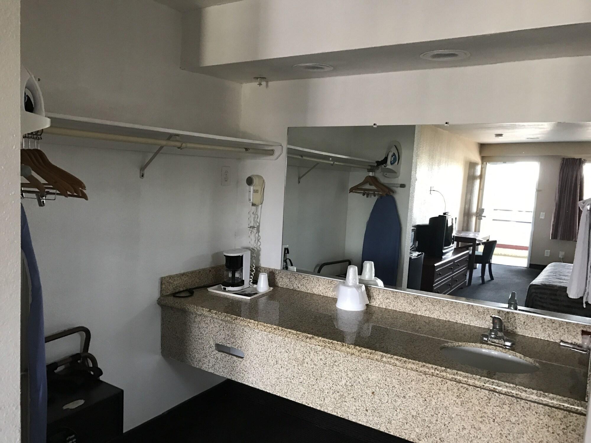 Studio 6 Bakersfield, Ca South מראה חיצוני תמונה
