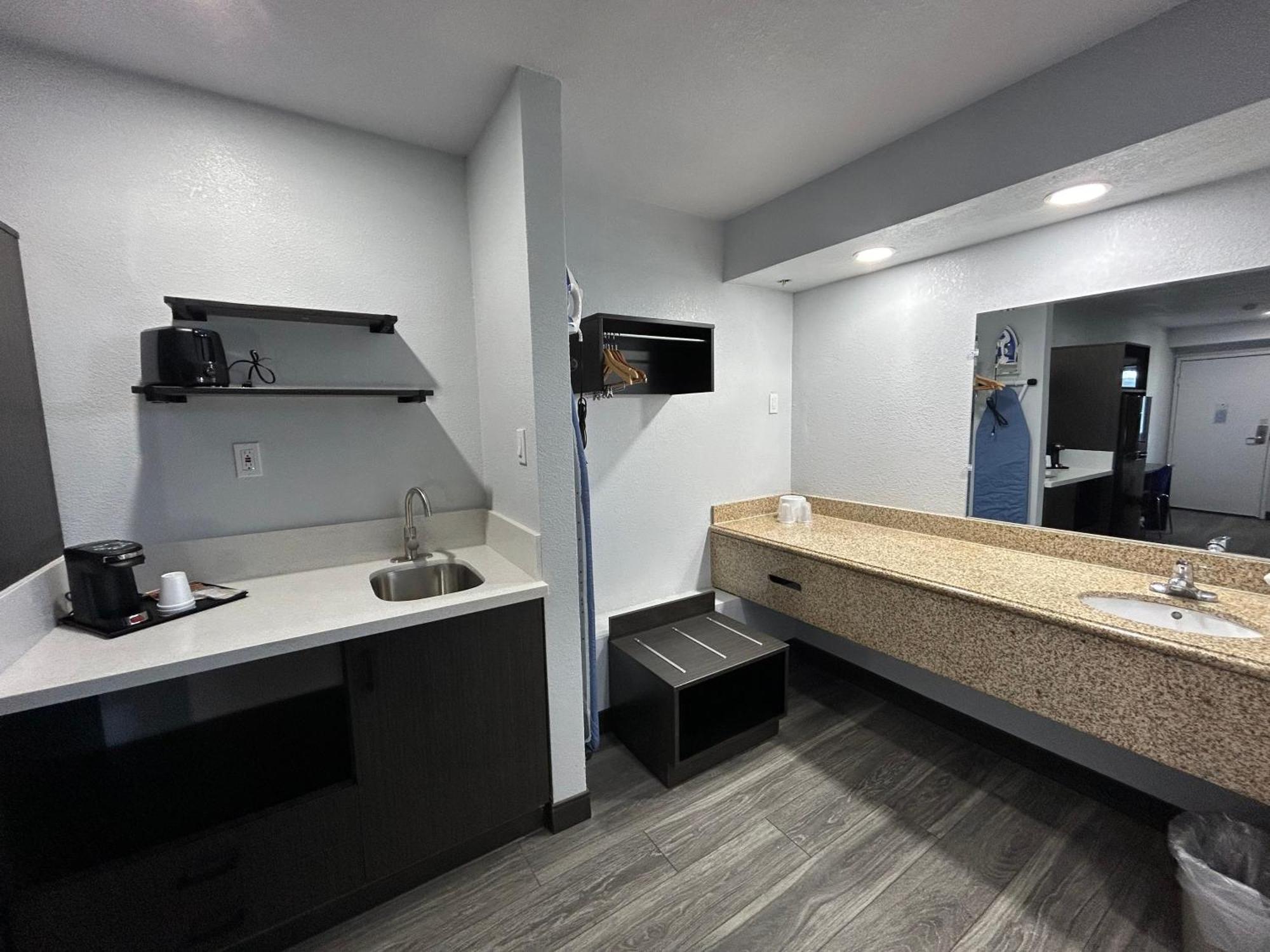 Studio 6 Bakersfield, Ca South מראה חיצוני תמונה